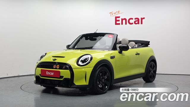 Mini Cooper Convertible CLASSIC 2023 года из Кореи