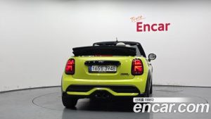 Mini Cooper Convertible CLASSIC 2023 года из Южной Кореи