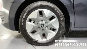 Hyundai Staria Tourer 9-Seater 2025 года из Южной Кореи