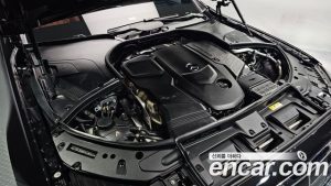 Mercedes-Benz S-Class S400 d 4MATIC 2023 года из Южной Кореи
