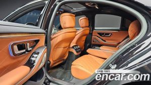 Mercedes-Benz S-Class S400 d 4MATIC 2023 года из Южной Кореи