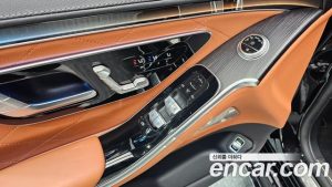 Mercedes-Benz S-Class S400 d 4MATIC 2023 года из Южной Кореи