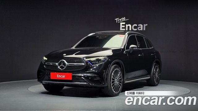 Mercedes-Benz GLC-Class GLC300 4MATIC AMG Line 2023 года из Кореи