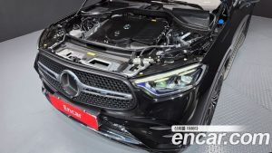 Mercedes-Benz GLC-Class GLC300 4MATIC AMG Line 2023 года из Южной Кореи