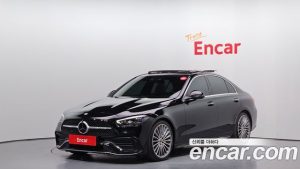 Mercedes-Benz C-Class C300 4MATIC AMG Line 2023 года из Южной Кореи