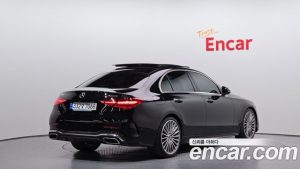 Mercedes-Benz C-Class C300 4MATIC AMG Line 2023 года из Южной Кореи