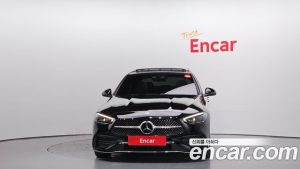 Mercedes-Benz C-Class C300 4MATIC AMG Line 2023 года из Южной Кореи