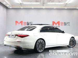 Mercedes-Benz S-Class S450L 4MATIC 2023 года из Южной Кореи