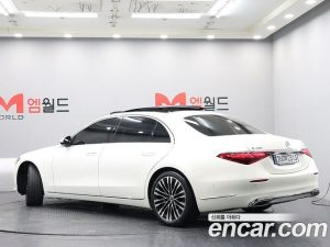 Mercedes-Benz S-Class S450L 4MATIC 2023 года из Южной Кореи