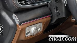 Mercedes-Benz GLE-Class GLE450 4MATIC 2025 года из Южной Кореи