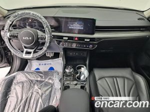 Kia K5 2.0 2024 года из Южной Кореи