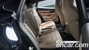Porsche Taycan Base 2022 года из Южной Кореи