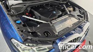 BMW X4 xDrive20i M Sport 2024 года из Южной Кореи