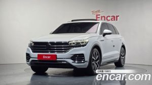 Volkswagen Touareg 3.0 TDI Prestige 2023 года из Южной Кореи