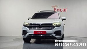 Volkswagen Touareg 3.0 TDI Prestige 2023 года из Южной Кореи