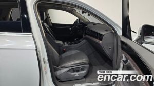 Volkswagen Touareg 3.0 TDI Prestige 2023 года из Южной Кореи