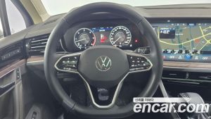 Volkswagen Touareg 3.0 TDI Prestige 2023 года из Южной Кореи