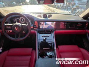 Porsche Panamera 2.9 AWD 2024 года из Южной Кореи