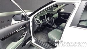 Kia Seltos Бензин 1.6 Turbo 4WD 2025 года из Южной Кореи