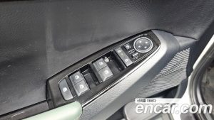 Kia Seltos Бензин 1.6 Turbo 4WD 2025 года из Южной Кореи