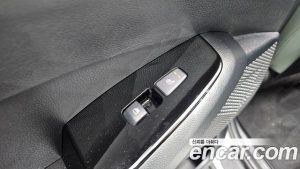 Kia Seltos Бензин 1.6 Turbo 4WD 2025 года из Южной Кореи