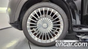 Mercedes-Benz GLS-Class Maybach GLS600 4MATIC 2023 года из Южной Кореи