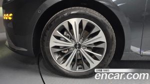 Kia K8 Noblesse 2024 года из Южной Кореи