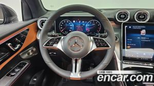 Mercedes-Benz GLC-Class GLC300 4MATIC Avantgarde 2026 года из Южной Кореи