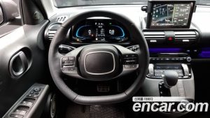 Hyundai Casper Turbo Inspiration 2024 года из Южной Кореи