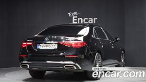 Mercedes-Benz S-Class Maybach S680 4MATIC 2024 года из Южной Кореи