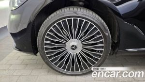 Mercedes-Benz S-Class Maybach S680 4MATIC 2024 года из Южной Кореи