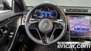 Mercedes-Benz S-Class Maybach S680 4MATIC 2024 года из Южной Кореи
