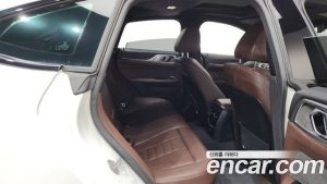 BMW i4 M50 2024 года из Южной Кореи