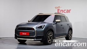 Mini Countryman ALL4 Favoured 2024 года из Южной Кореи