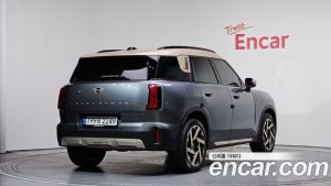 Mini Countryman ALL4 Favoured 2024 года из Южной Кореи