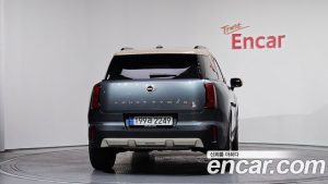 Mini Countryman ALL4 Favoured 2024 года из Южной Кореи
