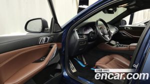BMW X6 xDrive40i M Sport 2023 года из Южной Кореи