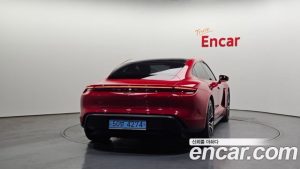 Porsche Taycan Base 2023 года из Южной Кореи