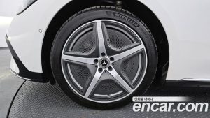 Mercedes-Benz EQE EQE350 4MATIC 2024 года из Южной Кореи