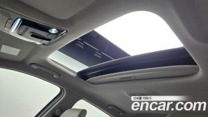 Kia Niro Signature 2025 года из Южной Кореи