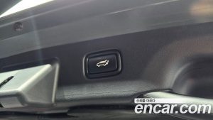 Kia Niro Signature 2025 года из Южной Кореи