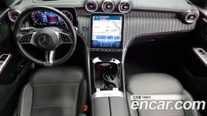 Mercedes-Benz GLC-Class GLC220 d 4MATIC 2023 года из Южной Кореи