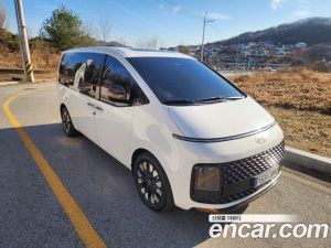 Hyundai Staria 4WD Lounge 9-Seater 2025 года из Южной Кореи