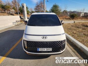 Hyundai Staria 4WD Lounge 9-Seater 2025 года из Южной Кореи