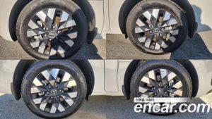 Hyundai Staria 4WD Lounge 9-Seater 2025 года из Южной Кореи