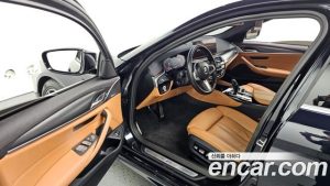 BMW 5-Series 520i M Sport 2023 года из Южной Кореи