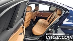 BMW 5-Series 520i M Sport 2023 года из Южной Кореи