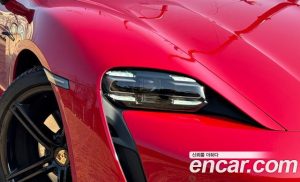 Porsche Taycan Base 2022 года из Южной Кореи
