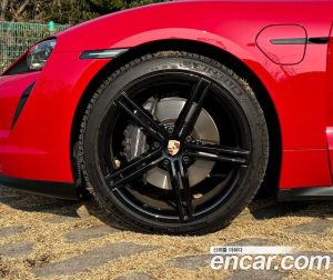 Porsche Taycan Base 2022 года из Южной Кореи