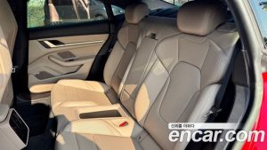 Porsche Taycan Base 2022 года из Южной Кореи
